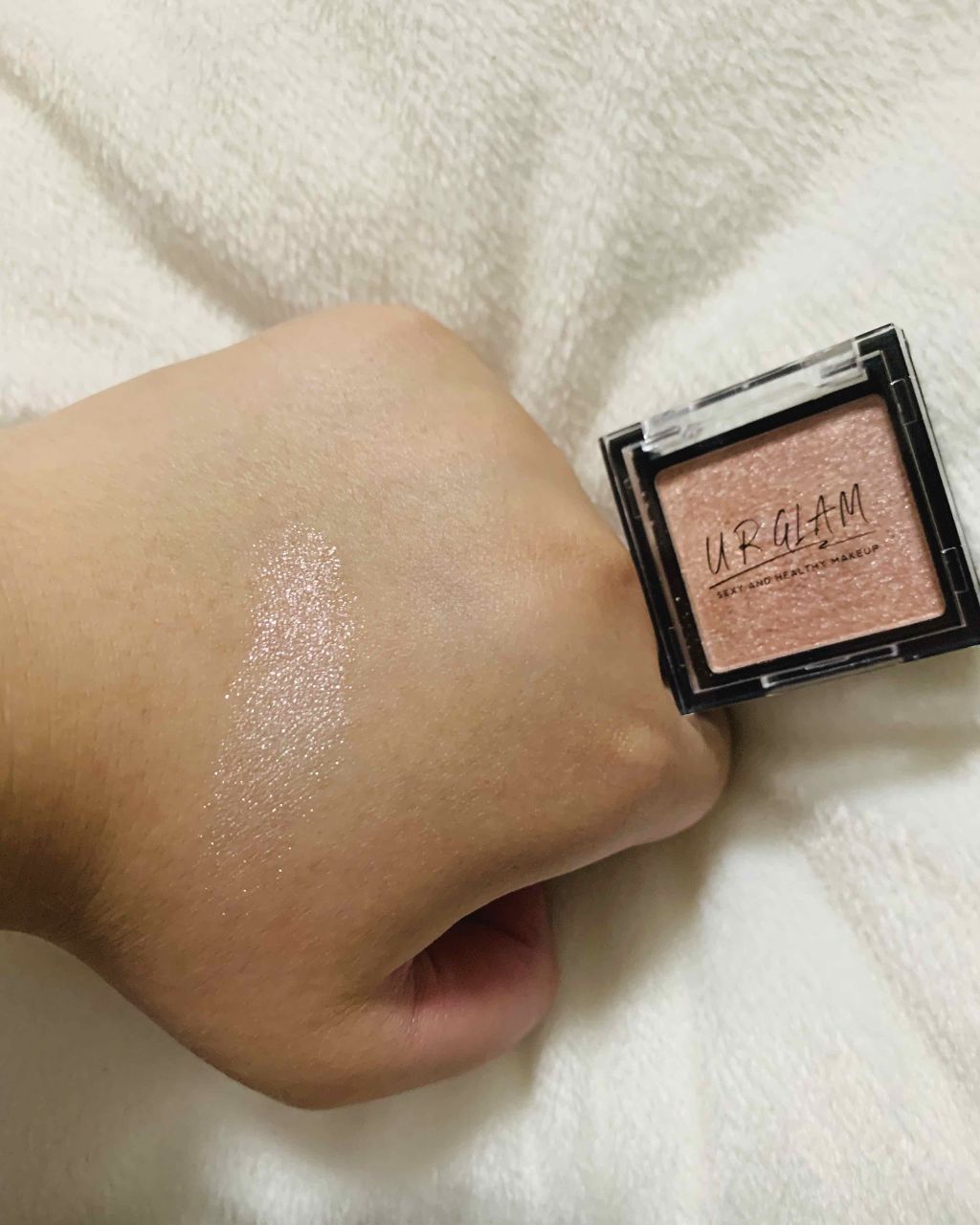 UR GLAM POWDER EYESHADOW/U R GLAM/単色アイシャドウを使ったクチコミ(1枚目)