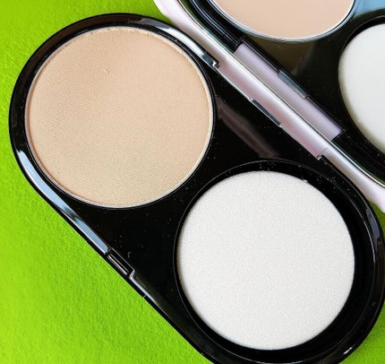 ライトフル C3 ナチュラル シルク パウダーファンデーション/M・A・C/パウダーファンデーションを使ったクチコミ(5枚目)