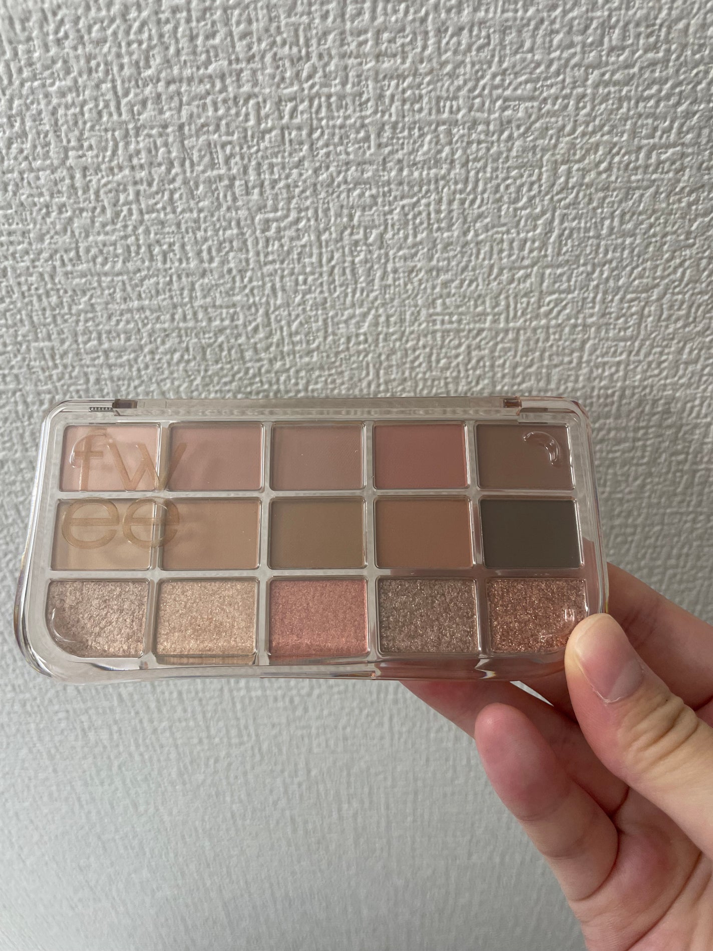 フィー モアムードアイパレット/fwee/アイシャドウパレットを使ったクチコミ(1枚目)