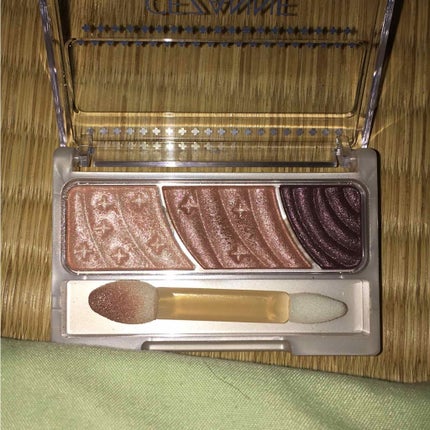 トーンアップアイシャドウ/CEZANNE/アイシャドウパレットを使ったクチコミ(1枚目)