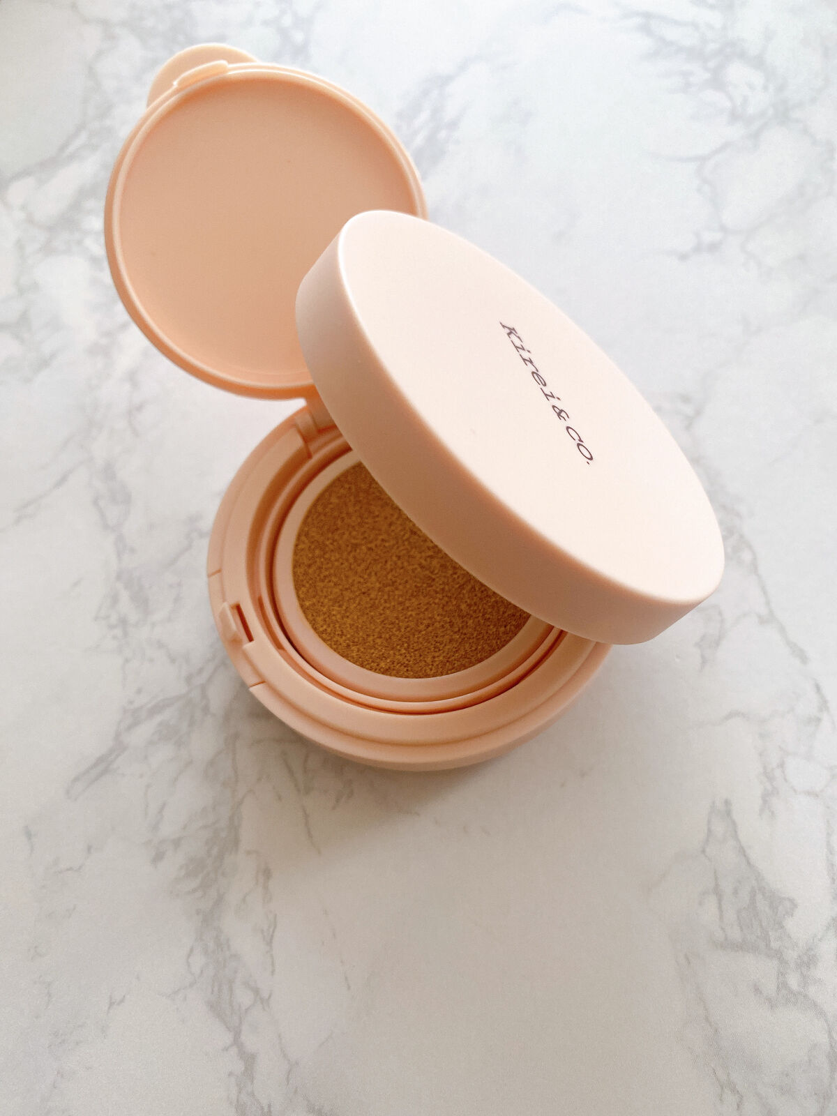 マット クッションファンデーション 01ライト/Kirei&co./クッションファンデーションを使ったクチコミ（2枚目）