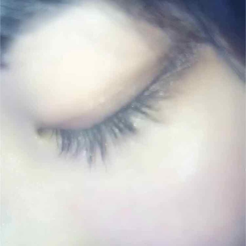 ことみ on LIPS 「#キラキラシャドウ#メイク写真#リクエスト募集#リピートコスメ..」(1枚目)