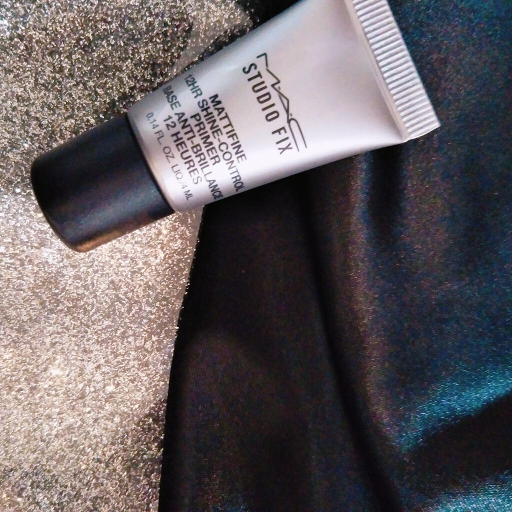 スタジオ フィックス マッティファイン シャイン コントロール プライマー/M・A・C/化粧下地を使ったクチコミ(3枚目)