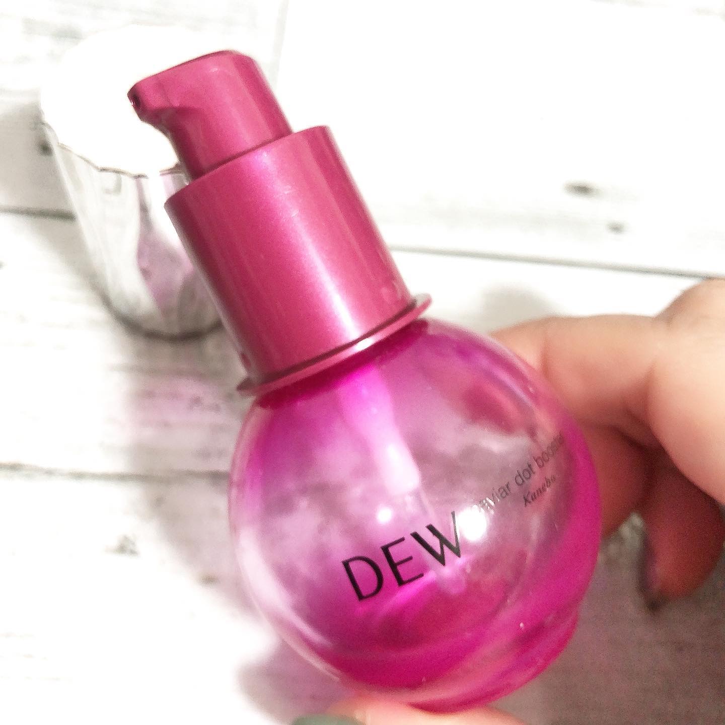 キャビアドットブースター ルビーカラーボトル/DEW/ブースター・導入液を使ったクチコミ（3枚目）