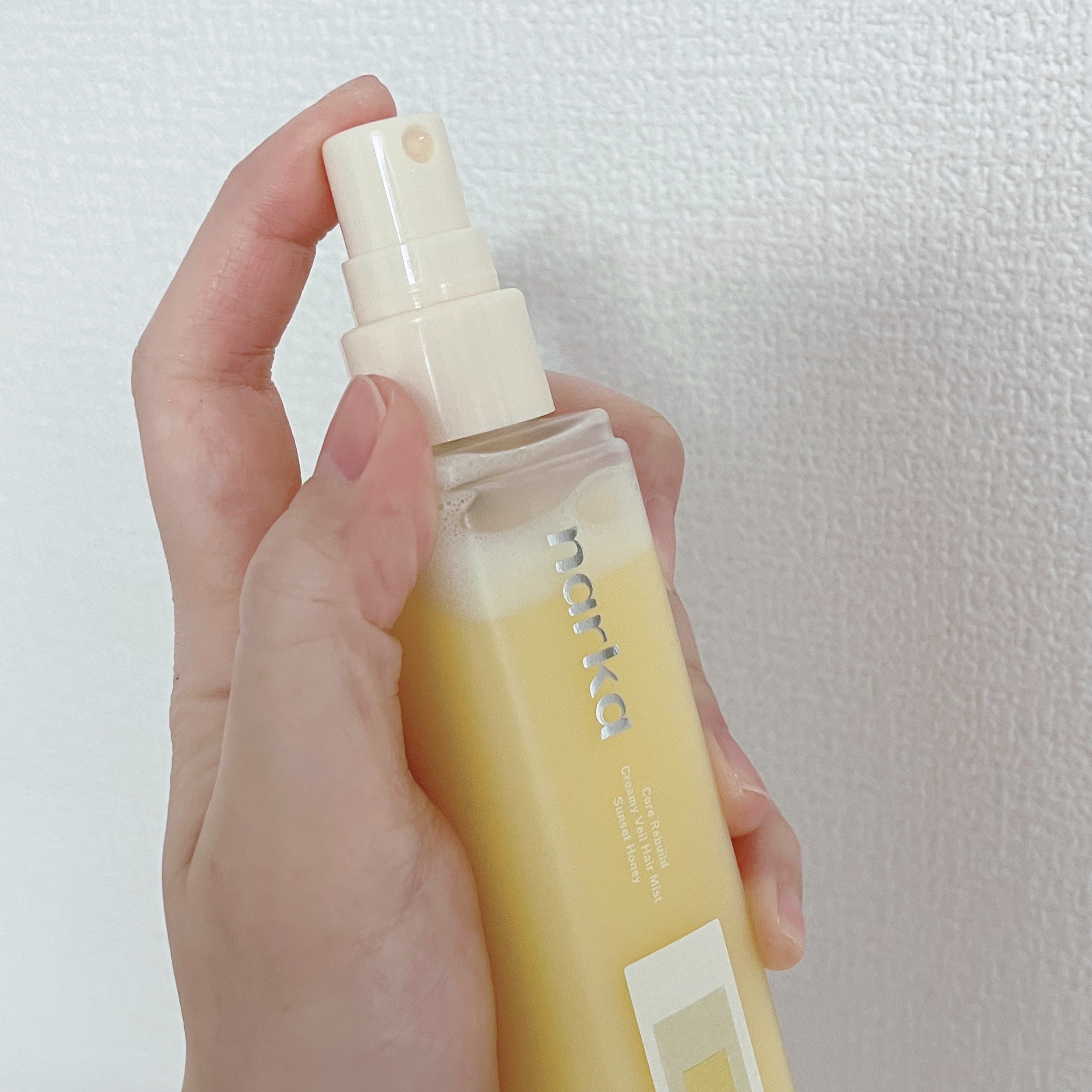 クリーミーベールヘアミスト サンセットハニー/narka/ヘアミストを使ったクチコミ（3枚目）