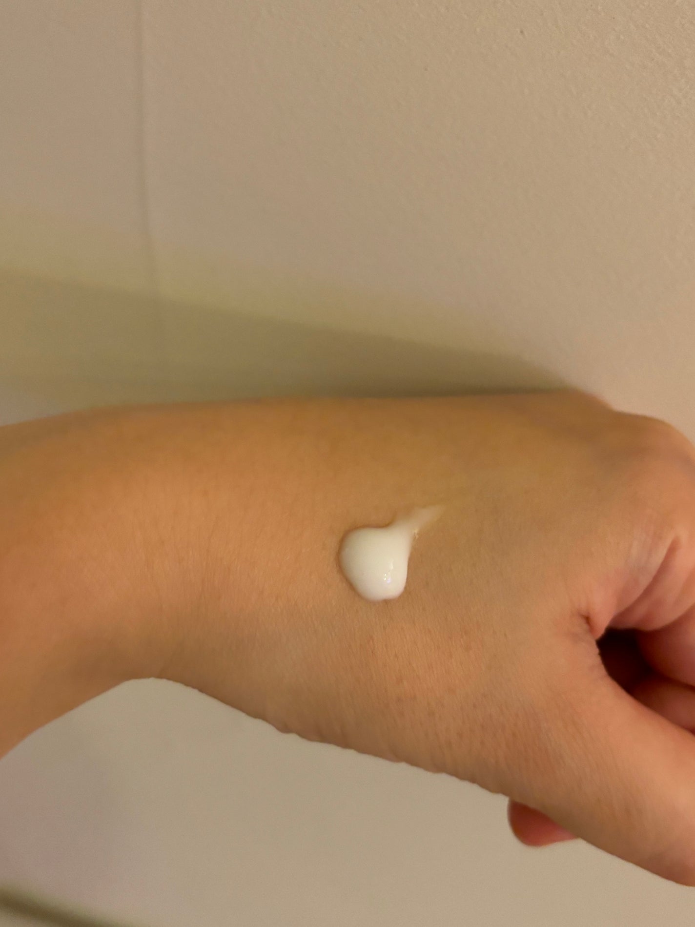 ニベア リペアエキスパート 薬用エクストラボディミルク 超乾燥肌用/ニベア/ボディミルクを使ったクチコミ(3枚目)