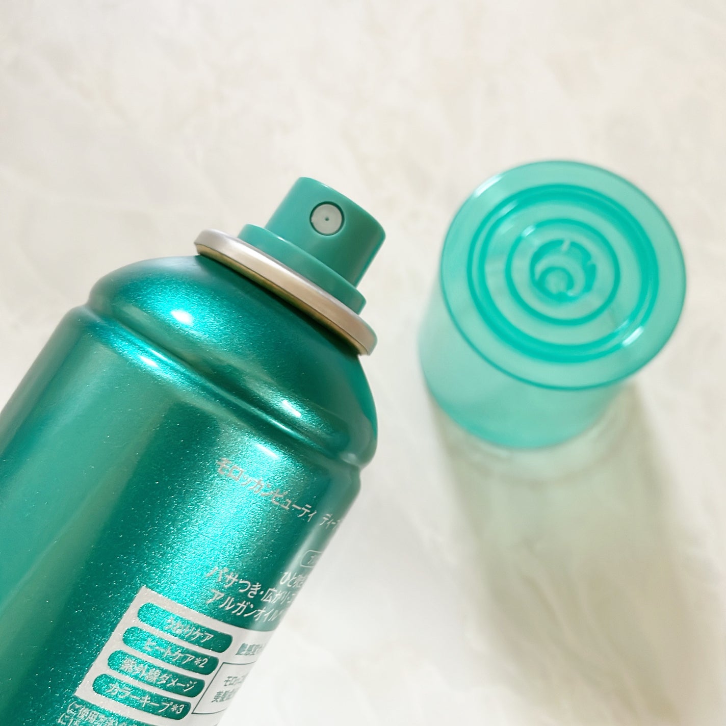 モロッカンビューティ ディープモイスト クイックグロス オイルスプレー/モロッカンビューティ/ヘアスプレーを使ったクチコミ(4枚目)