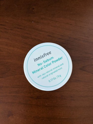 ノーセバム　ミネラルカラーパウダー　 02 グリーン（旧）/innisfree/ルースパウダーを使ったクチコミ（1枚目）