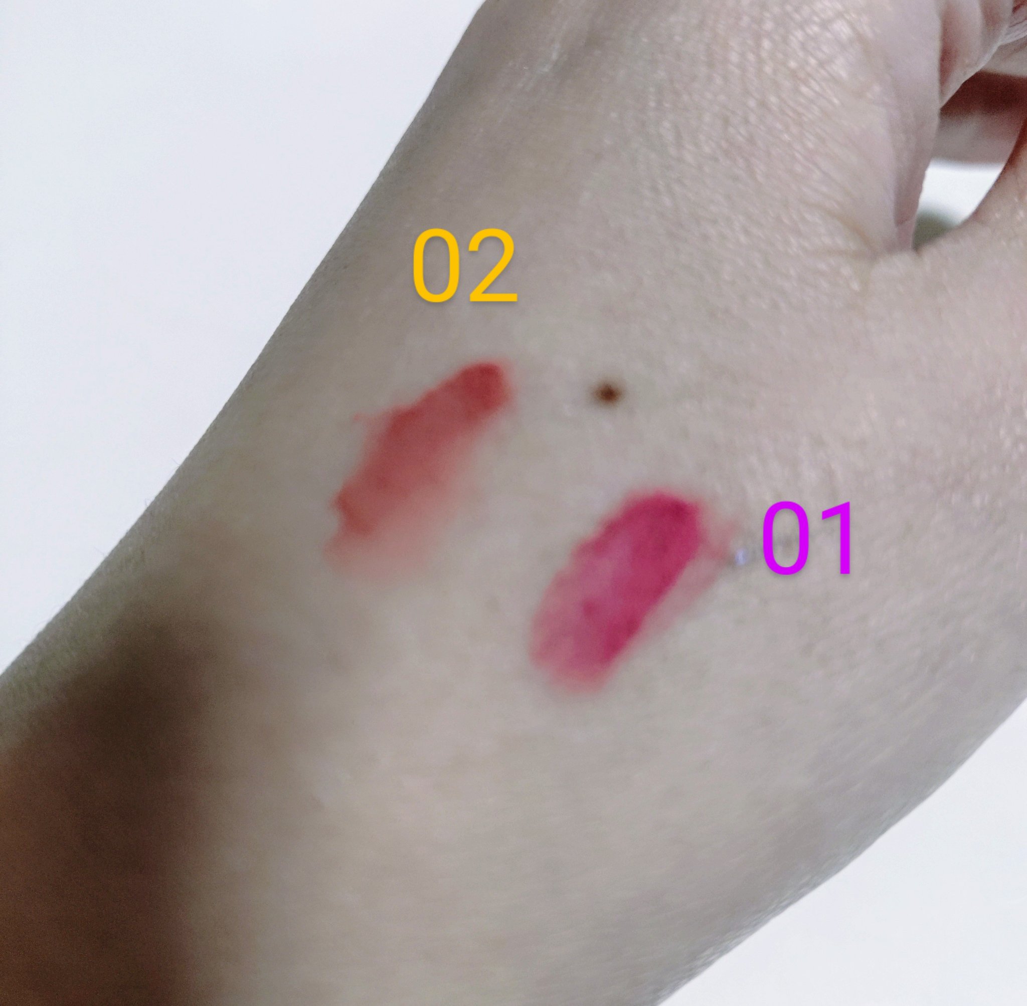 ファーリーマットリップ&チークマッド FM01 もちもちピンク/INTO U/口紅を使ったクチコミ（2枚目）