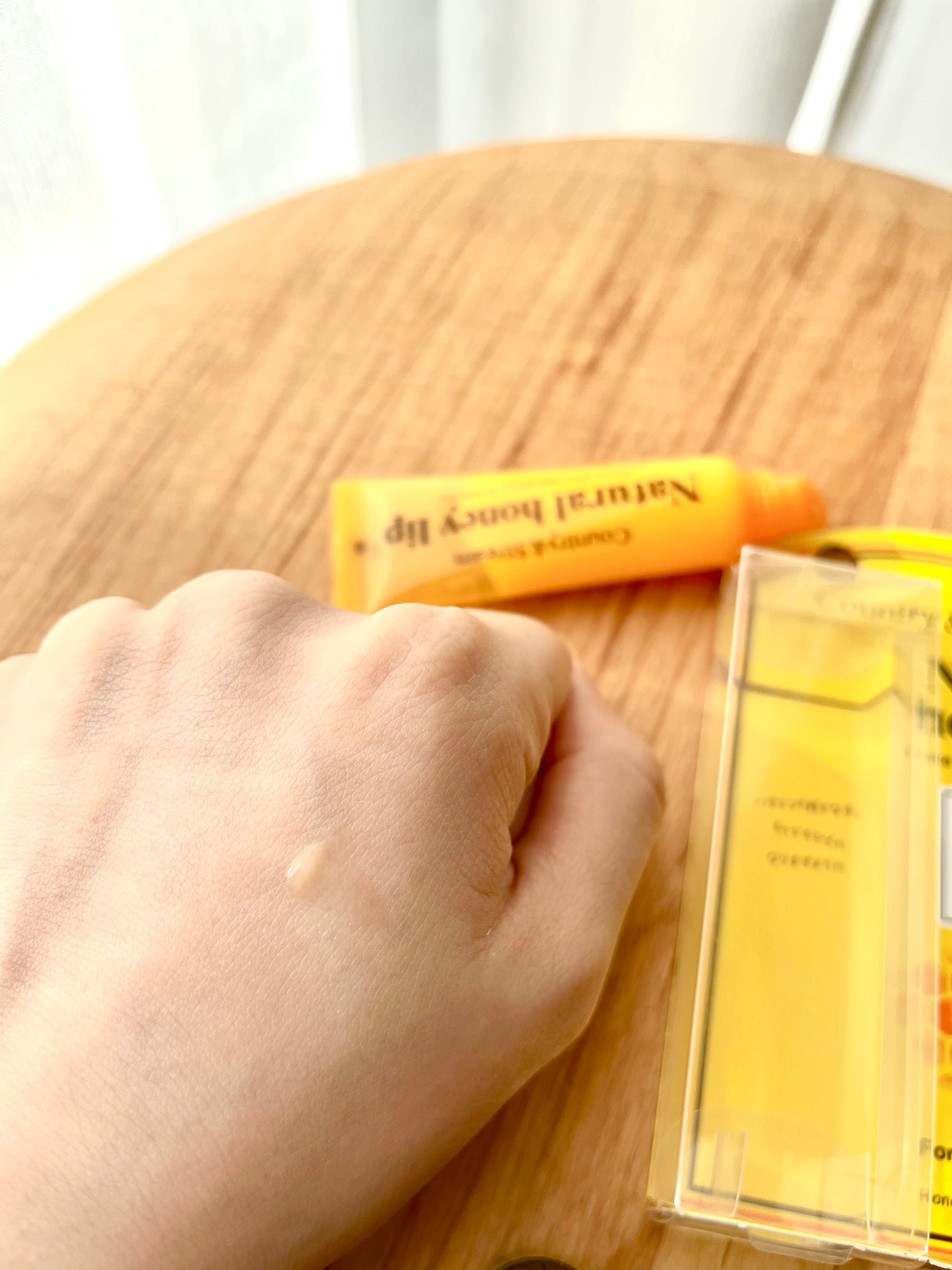 ハニーフルリップ HM/カントリー&ストリーム/リップ美容液を使ったクチコミ(2枚目)