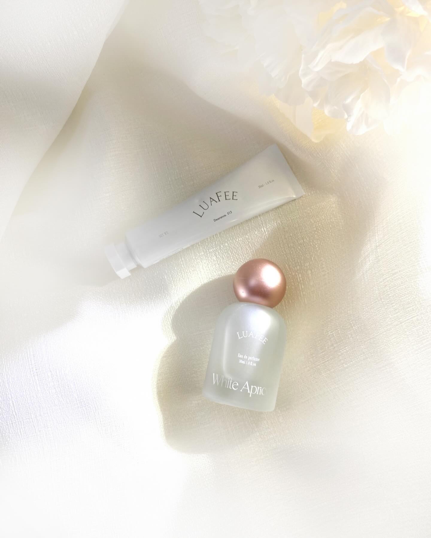 ソリッド パフューム ホワイトアプリコット/LUAFEE/練り香水を使ったクチコミ（2枚目）