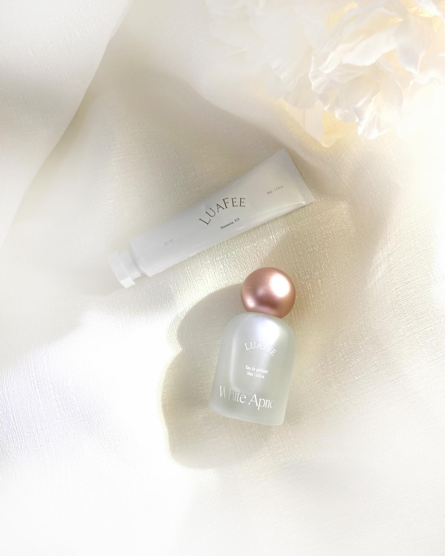 ソリッド パフューム ホワイトアプリコット/LUAFEE/練り香水を使ったクチコミ(2枚目)