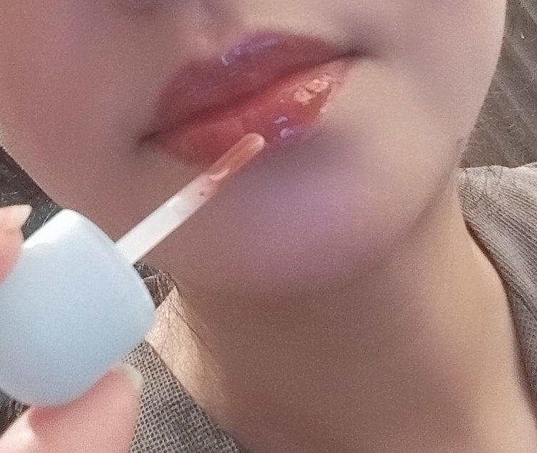 mcgroupakiko on LIPS 「時々高校生の娘にメイクをしてもらいますのがささやかな幸せ🥰スキ..」(2枚目)