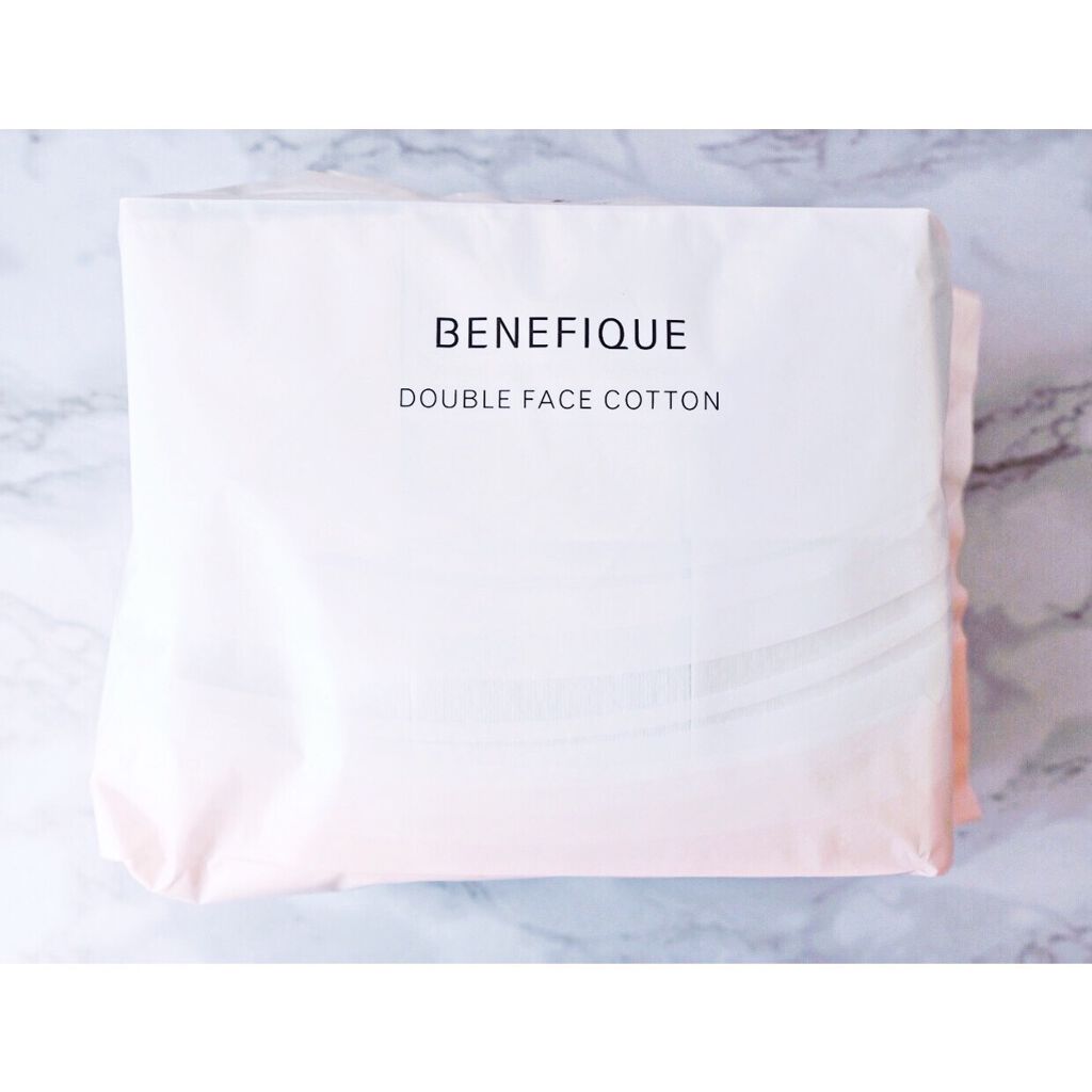 BENEFIQUE ダブルフェイスコットンのクチコミ「お気に入りのベネフィークのコットン💕
裏と表で機能が違う👀

◯ブルー色のメッシュ面
.....」（1枚目）