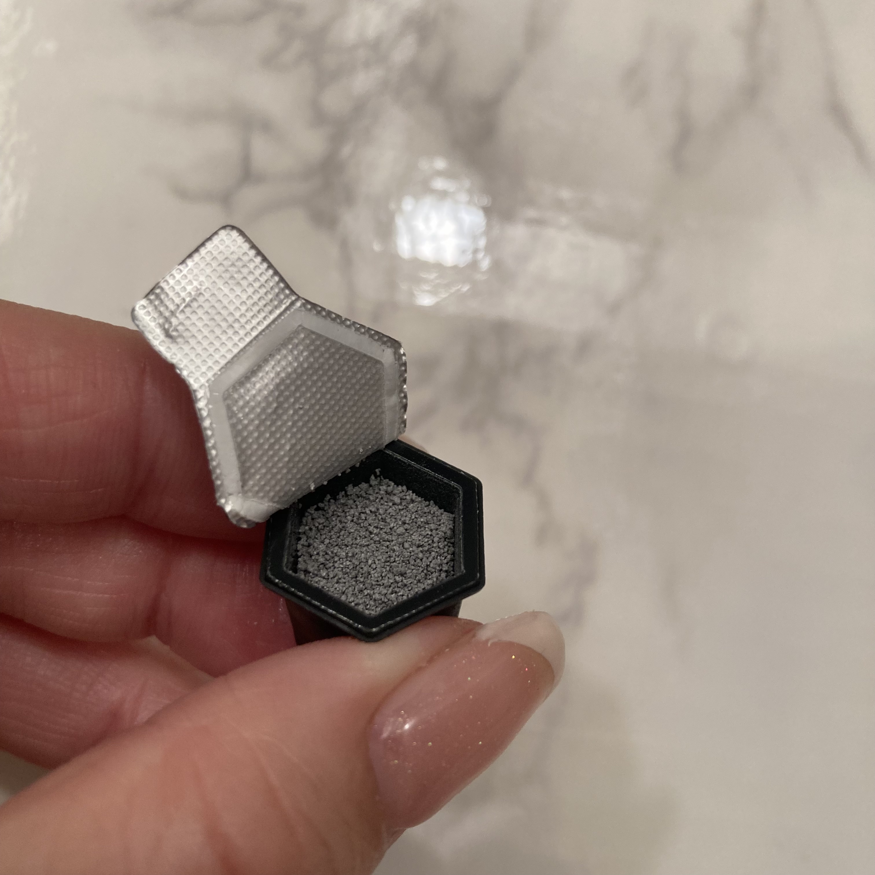 スイサイ ビューティクリア ブラック パウダーウォッシュ/suisai/洗顔パウダーを使ったクチコミ（2枚目）