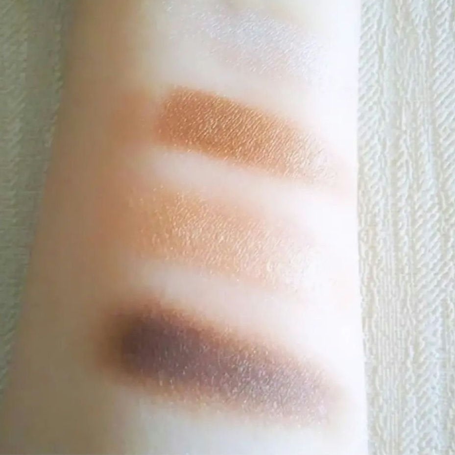 UR GLAM POWDER EYESHADOW/U R GLAM/単色アイシャドウを使ったクチコミ(3枚目)