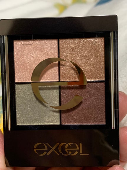 リアルクローズシャドウ/excel/アイシャドウパレットを使ったクチコミ(1枚目)