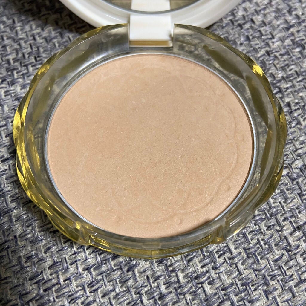 UVシルクカバーパウダー/CEZANNE/プレストパウダーを使ったクチコミ(2枚目)