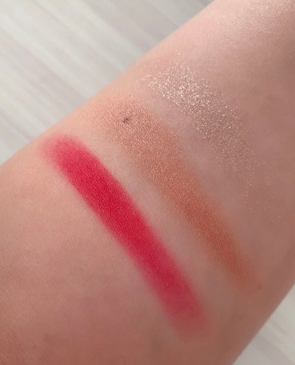 マルチカラーバリエーション マット/チャコット・コスメティクス/単色アイシャドウを使ったクチコミ(6枚目)