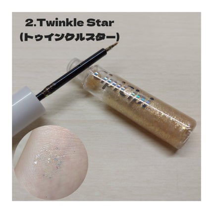 グリッター イルミネーションライナー R/CipiCipi/リキッドアイライナーを使ったクチコミ(3枚目)