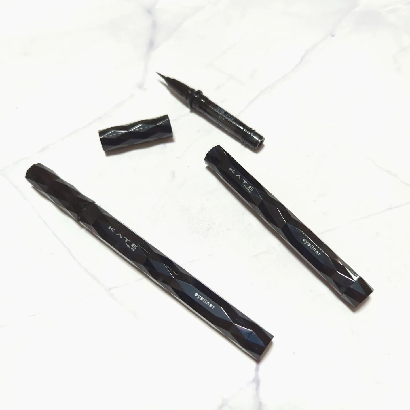 スーパーシャープライナーEX4.0/KATE/リキッドアイライナーを使ったクチコミ(3枚目)