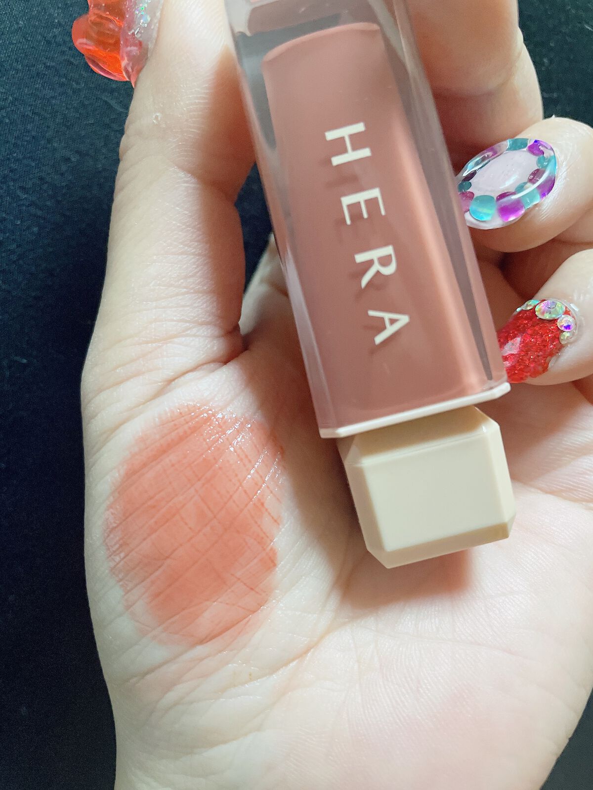 センシュアルスパイシーヌードグロス/HERA/リップグロスを使ったクチコミ（2枚目）