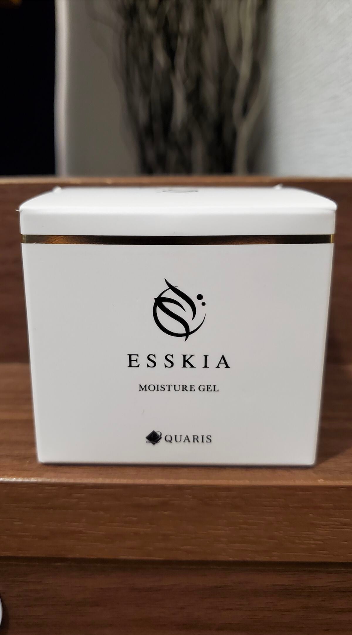 セルディアモイスチャーゲル/ESSKIA/美容液を使ったクチコミ(1枚目)