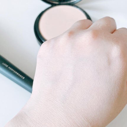 リュクス パフォーマンス ブラシ/bareMinerals/メイクブラシを使ったクチコミ(4枚目)