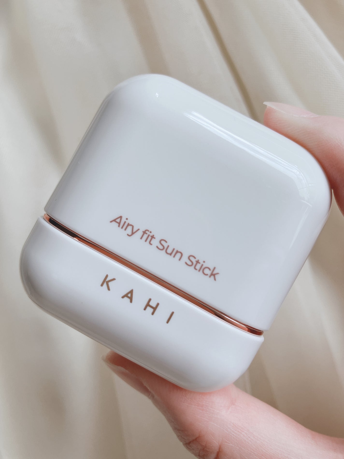 エアリーフィットサンスティック/KAHI/日焼け止めスティックを使ったクチコミ(2枚目)