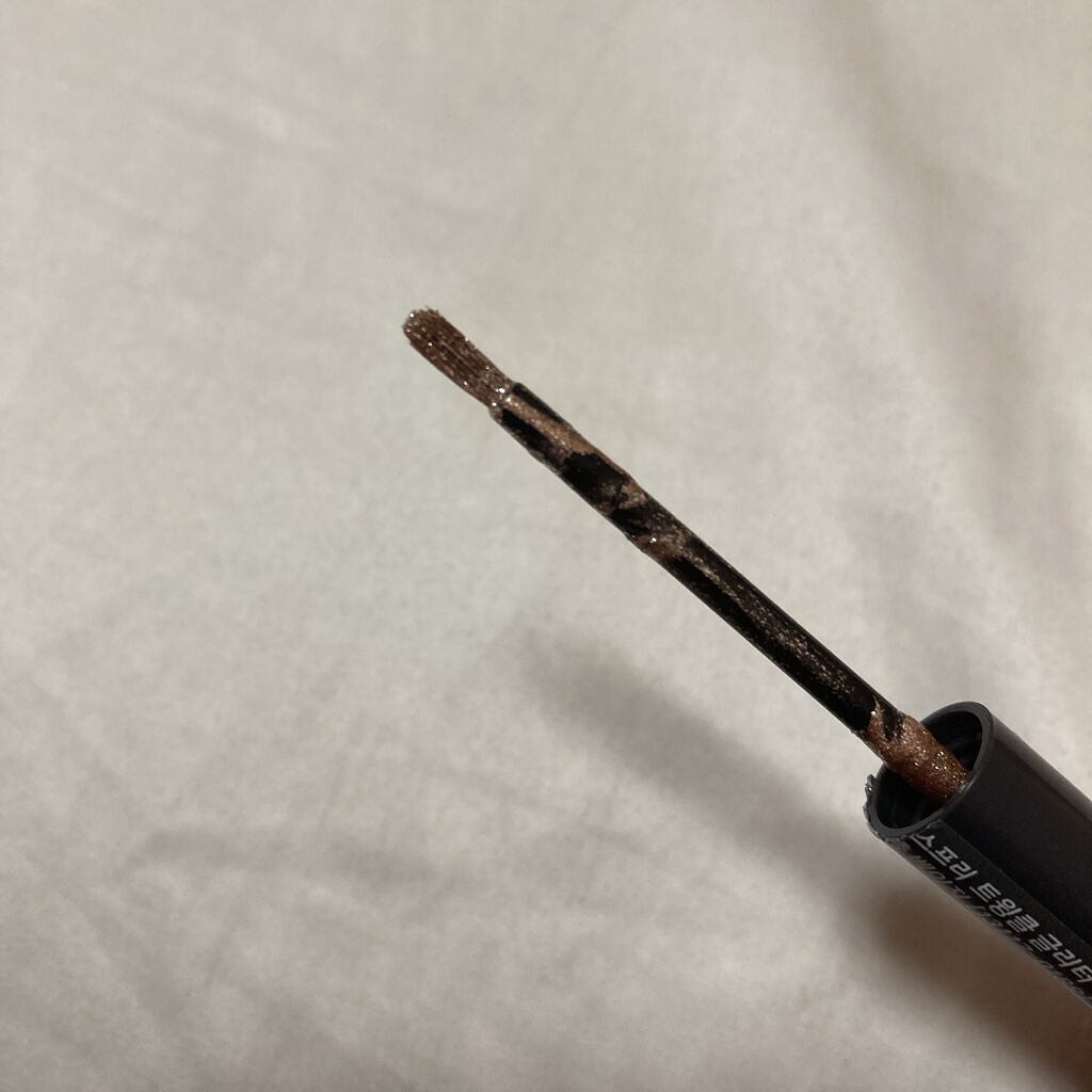 トゥインクル グリッター/innisfree/リキッドアイライナーを使ったクチコミ（2枚目）