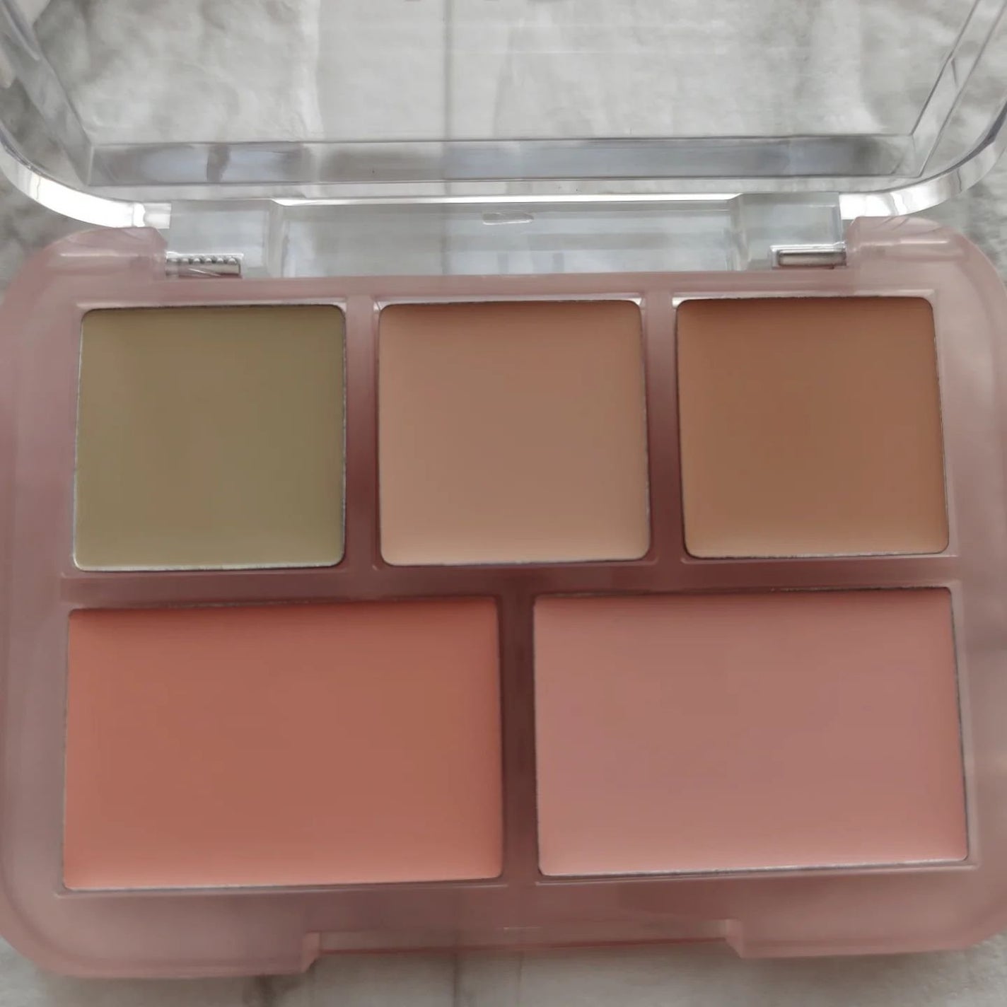 コンシールブレンダーパレット/LUNA/パレットコンシーラーを使ったクチコミ(3枚目)