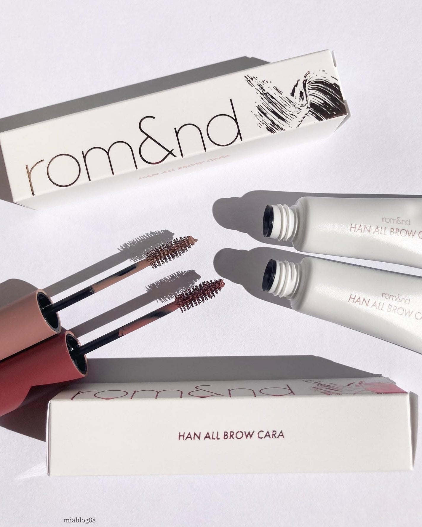 ハンオールブロウカラ/rom&nd/眉マスカラを使ったクチコミ(4枚目)