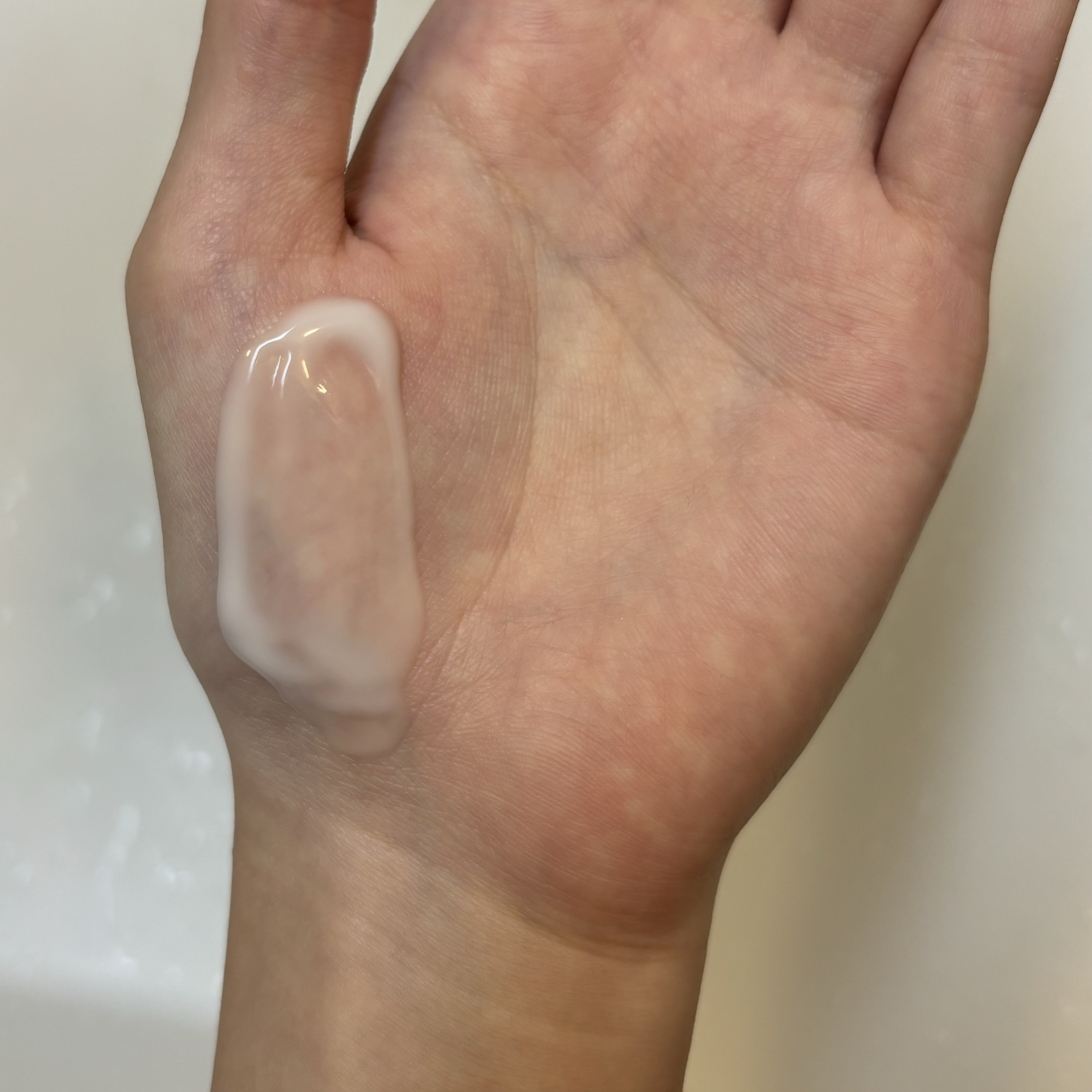 シカデイリー ジェルクリーム/ユリアージュ/フェイスクリームを使ったクチコミ（3枚目）