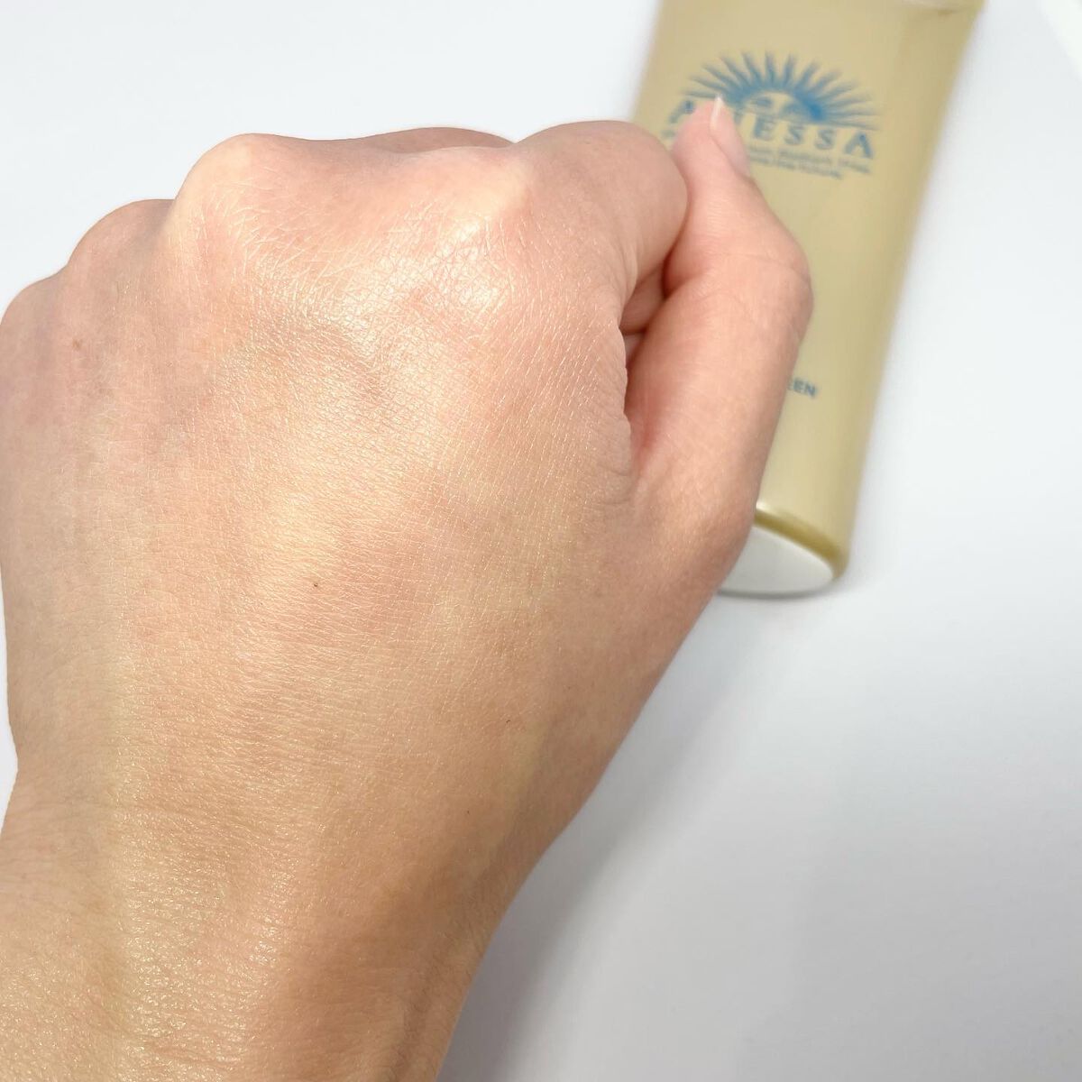 パーフェクトUV スキンケアジェル N/アネッサ/日焼け止め・UVケアを使ったクチコミ(4枚目)