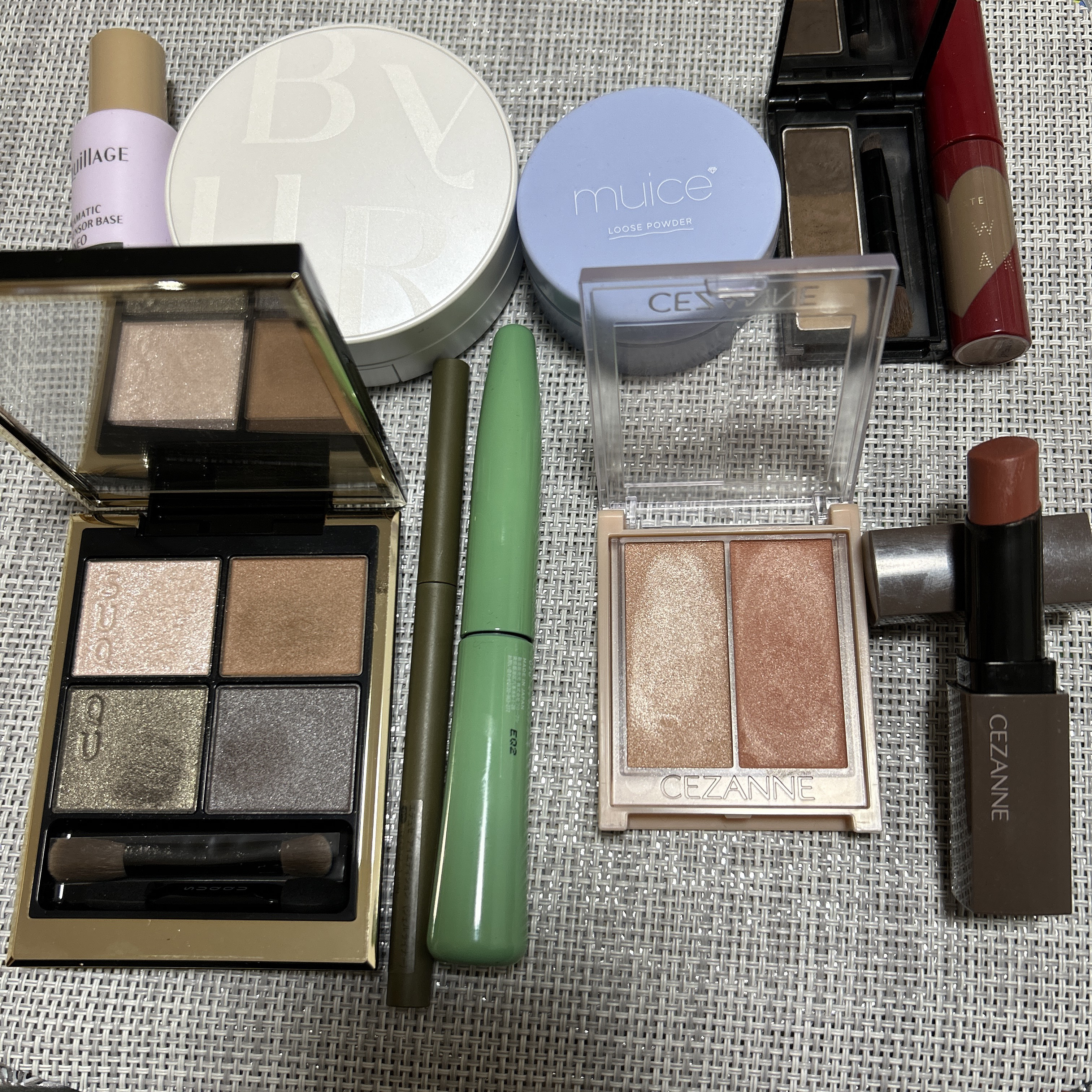 ケイト デザイニングアイブロウ3D/KATE/パウダーアイブロウを使ったクチコミ（2枚目）