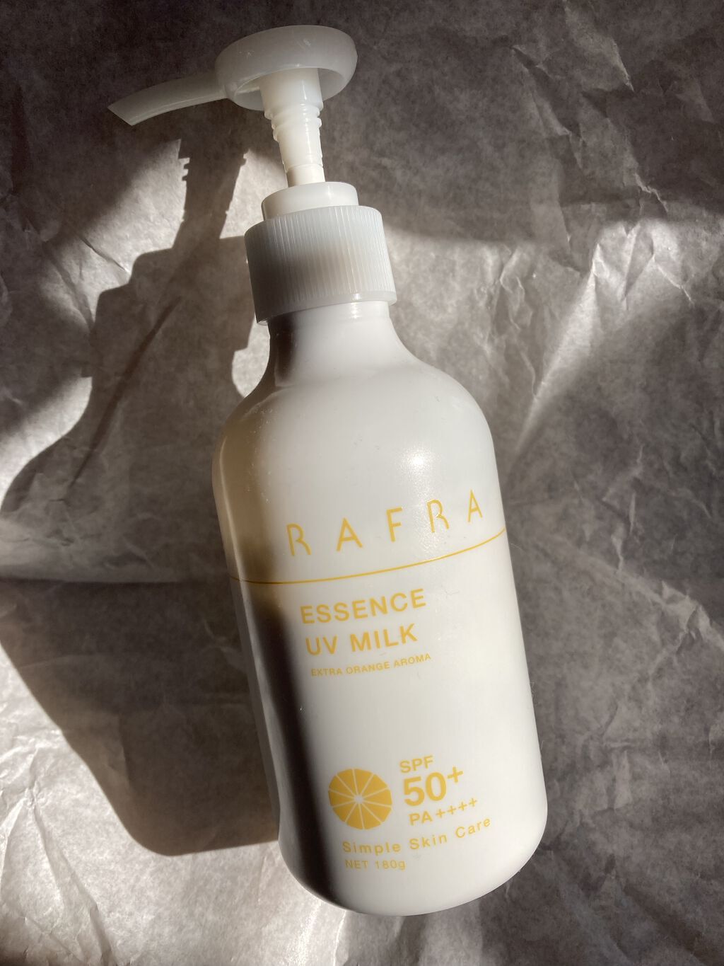 エッセンスUVミルク/RAFRA/日焼け止めミルクを使ったクチコミ（1枚目）