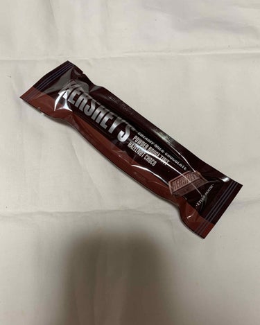 エチュードハウスのハーシーのリップ！

私はBR401ヘーゼルナッツチョコ🥜🍫

可愛いけどマットみが強いかな？！

名前にパウダーが付いてるからかな？

けど色味はパッケージとは違うかな？

色味は可