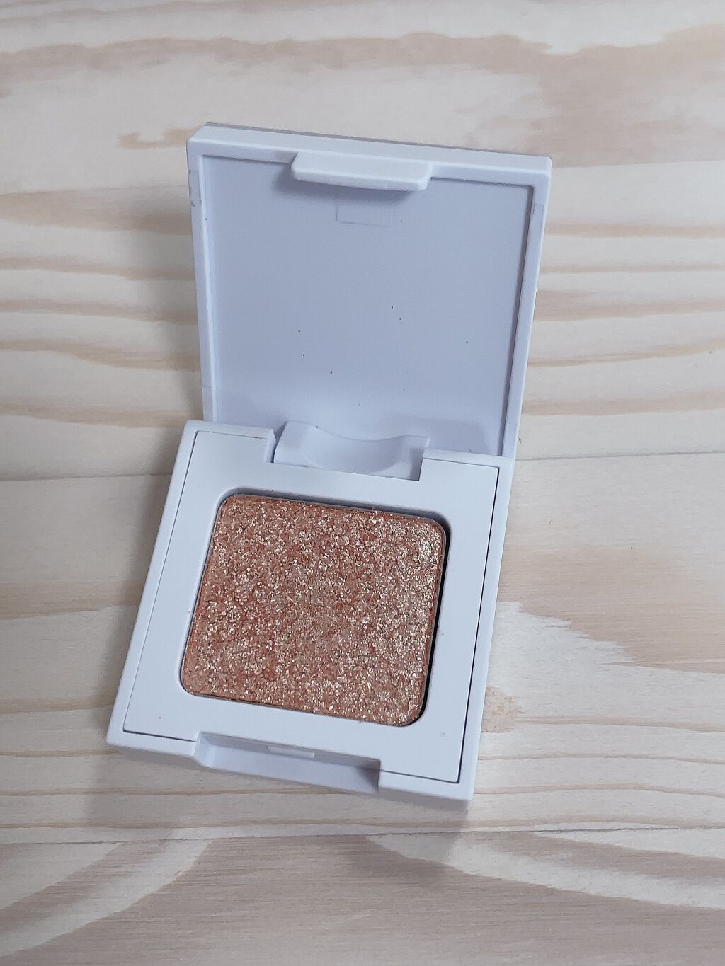 ウィンクティンクシャドウ/b idol/単色アイシャドウを使ったクチコミ（2枚目）