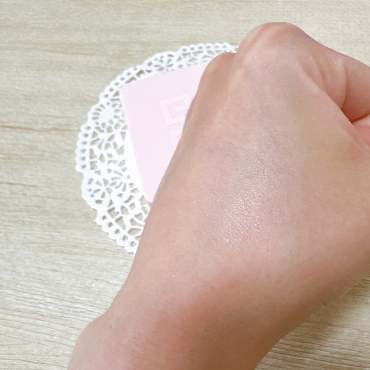 スキン PFCT コンパクト クリーム N/GIVENCHY/化粧下地を使ったクチコミ(6枚目)