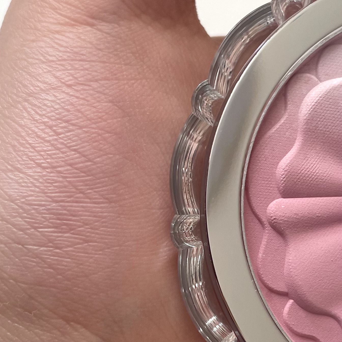 ジルスチュアート　パステルペタル ブラッシュ/JILL STUART/パウダーチークを使ったクチコミ（2枚目）