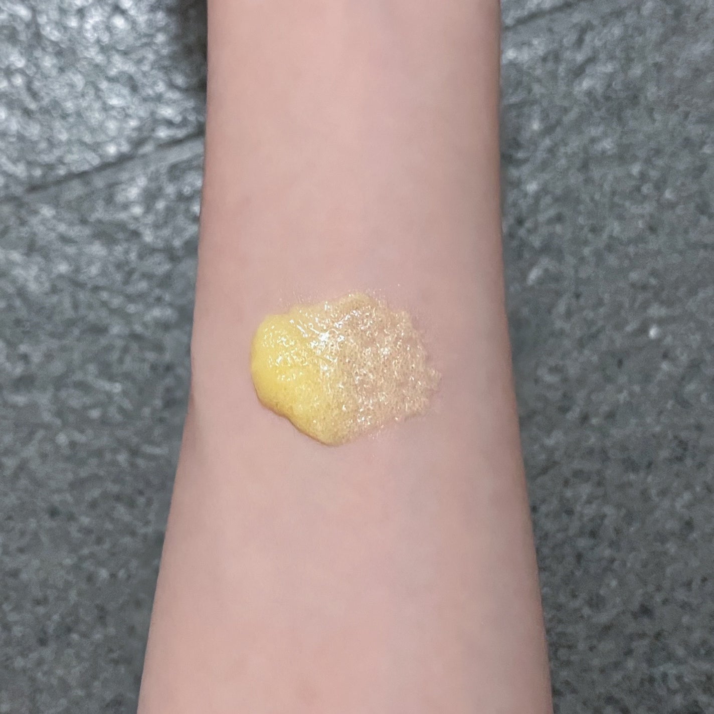 Q+Me スウィートボムタラソスクラブレモンティーの香り/AGARISM/バスト・ヒップケアを使ったクチコミ(2枚目)