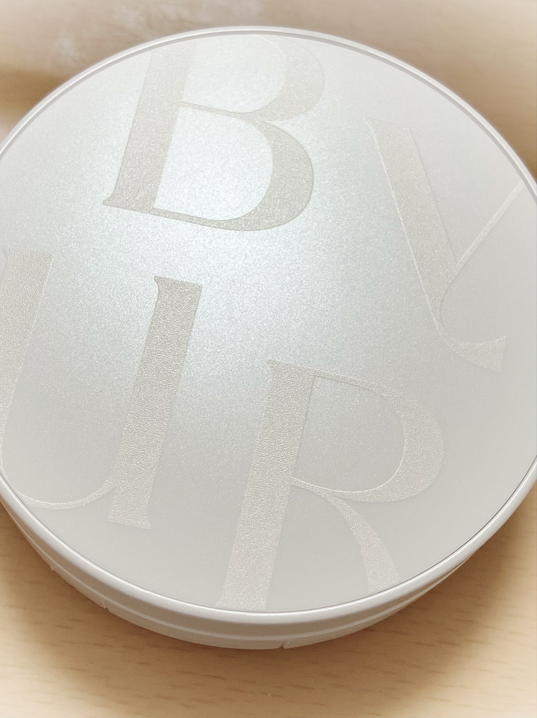 セラムフィット フルカバー グロークッション 17 フェア/ByUR/クッションファンデーションを使ったクチコミ（3枚目）