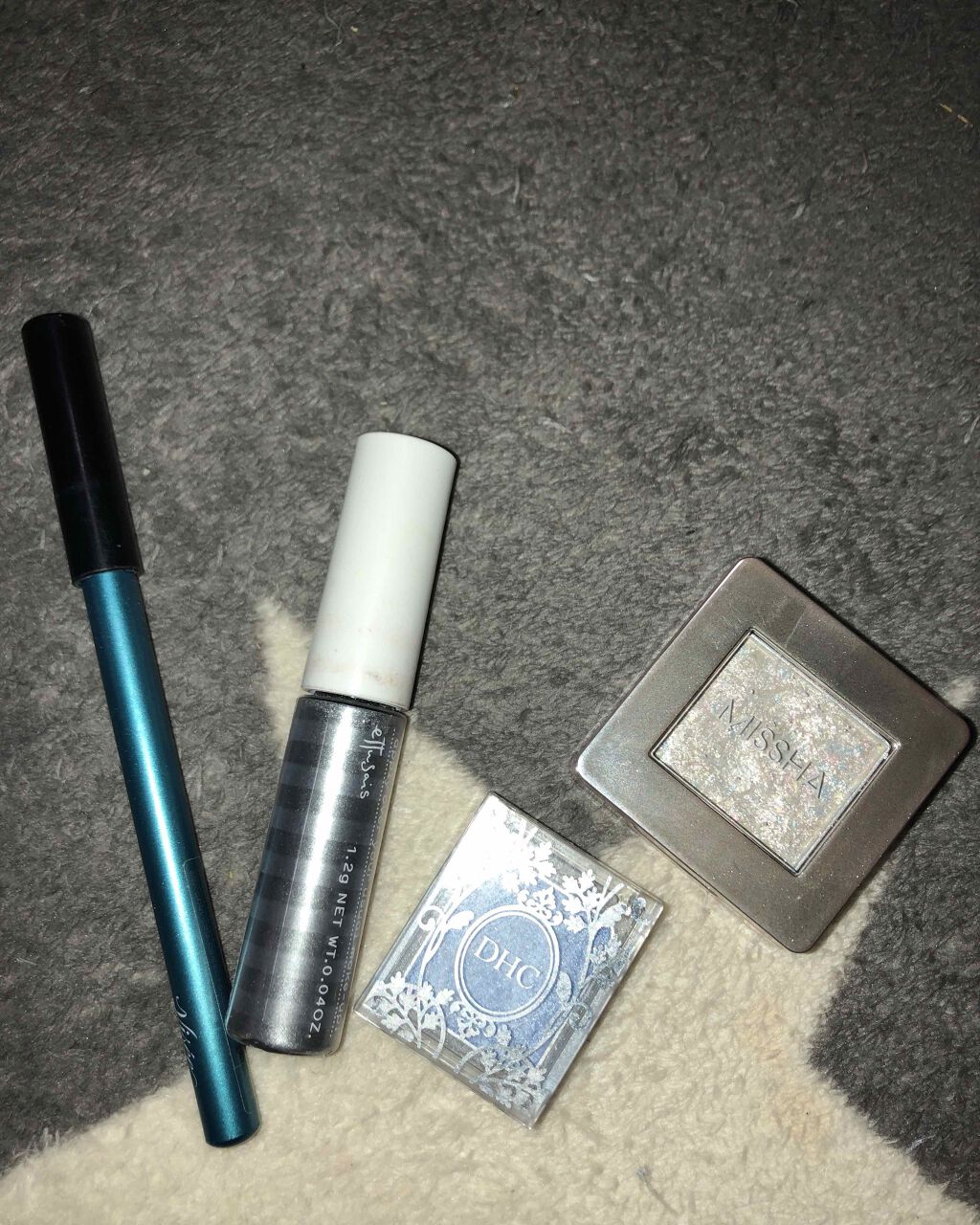 シングルカラー アイシャドウ/DHC/アイシャドウパレットを使ったクチコミ(3枚目)