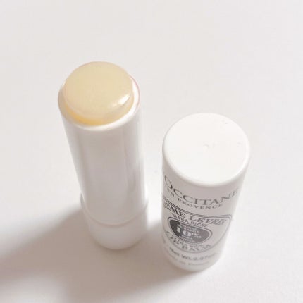 シアリッチリップバーム(スティック)/L'OCCITANE/リップバームを使ったクチコミ(2枚目)