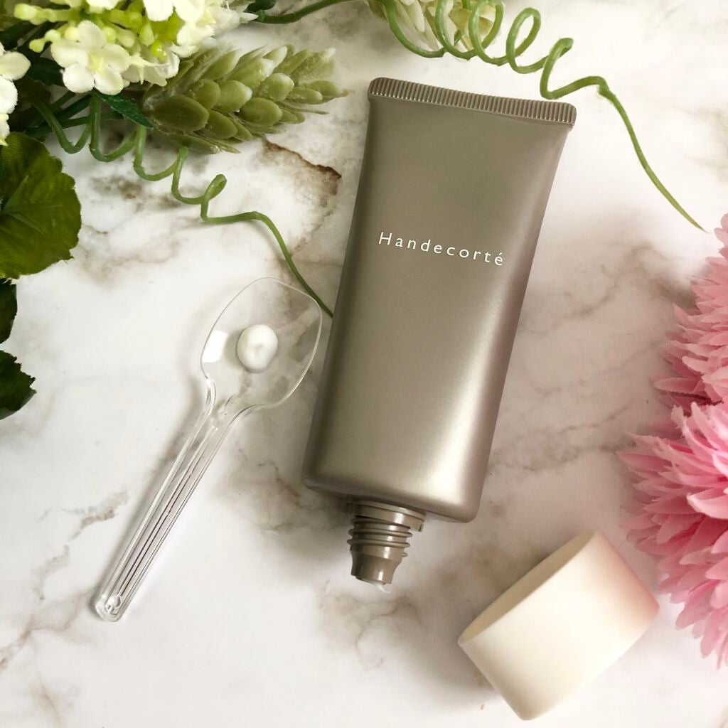 ハンデコルテ/キユートピア/ネック・デコルテケアを使ったクチコミ(2枚目)