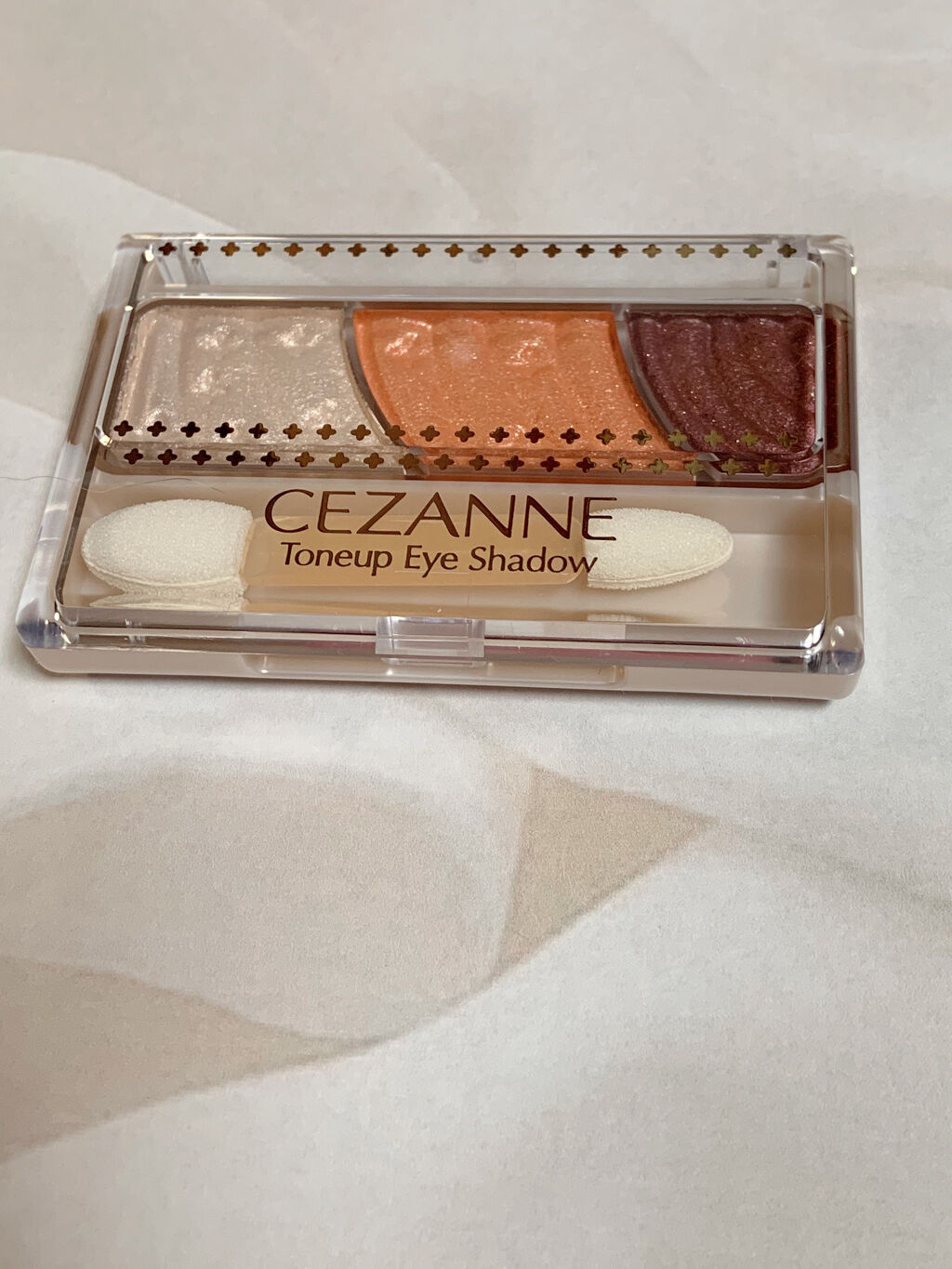 トーンアップアイシャドウ/CEZANNE/アイシャドウパレットを使ったクチコミ（2枚目）