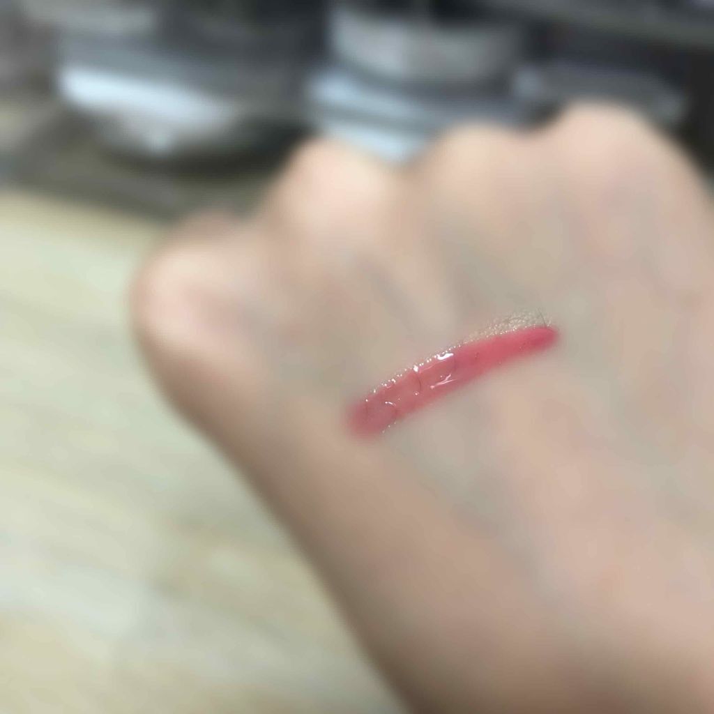 エッセンスグロス/KiSS/リップグロスを使ったクチコミ（3枚目）