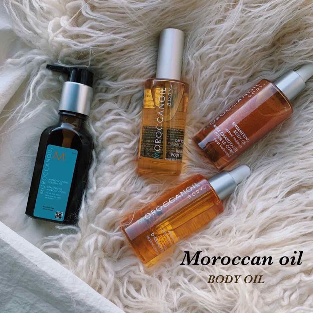 右三本はボディーオイル
左のポンプはヘアオイル(有名なやつ)
Moroccanって本間に外れない商品ですよね
全て最高に保湿されるしヘアオイルなんて
本間にドライヤーし終わった後サラサラ！
流さないトリートメントは何本か持っとくタイプです♡