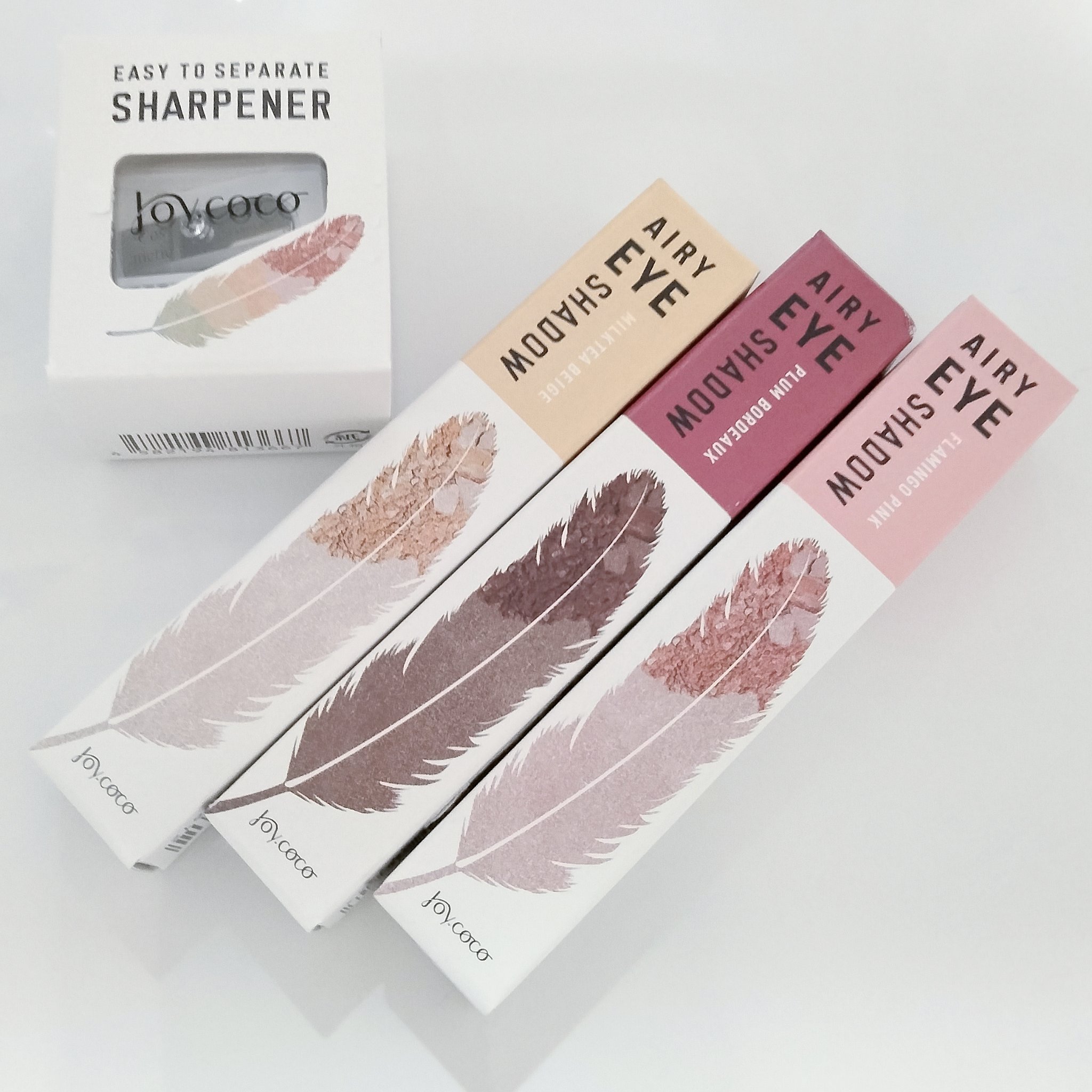 ジョイココ エアリーアイシャドウ/Joy.coco(ジョイココ)/単色アイシャドウを使ったクチコミ（1枚目）