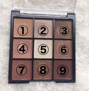 UR GLAM　BLOOMING EYE COLOR PALETTE/U R GLAM/アイシャドウパレットを使ったクチコミ（2枚目）